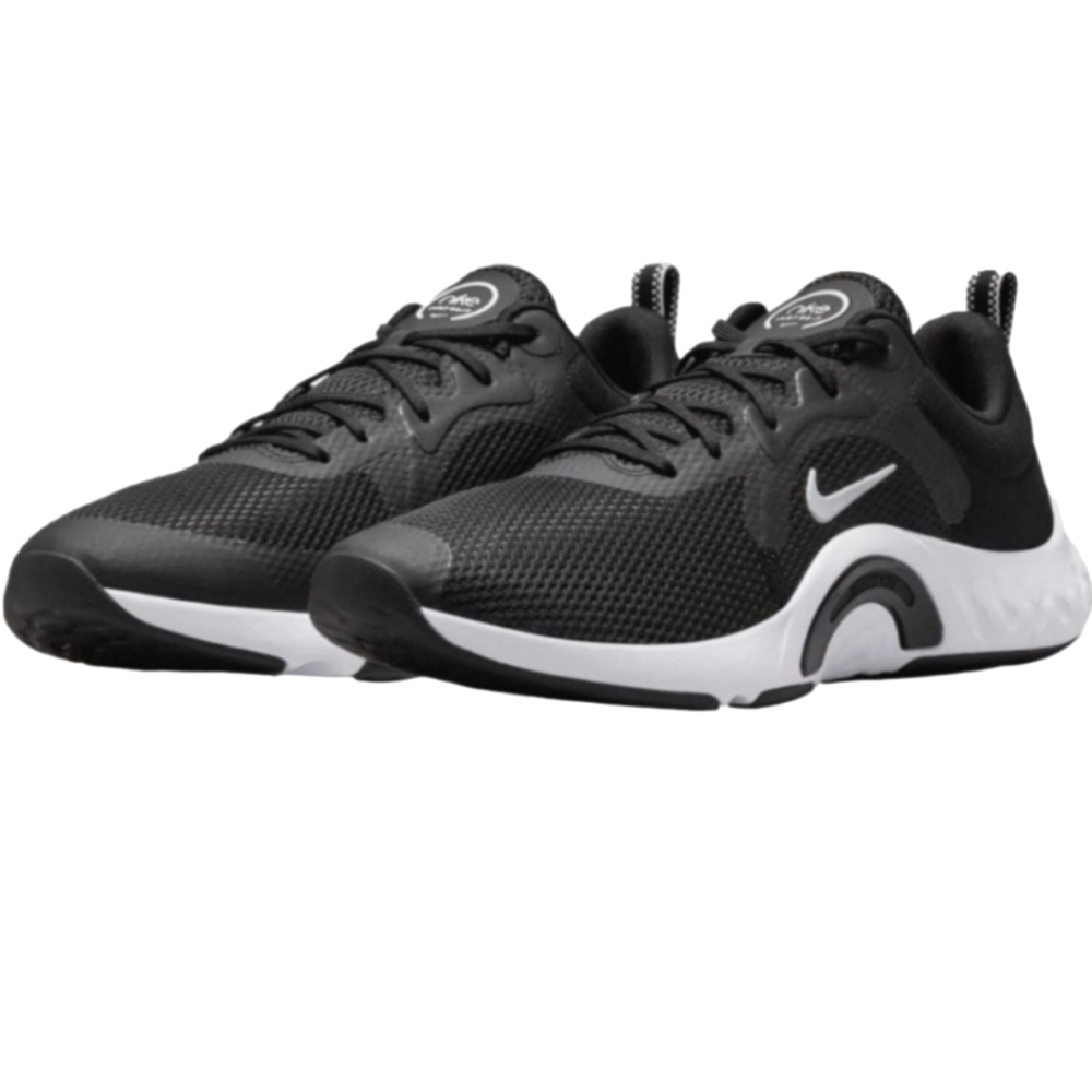Nike Women's Black Athletic Sneakers Sz 9